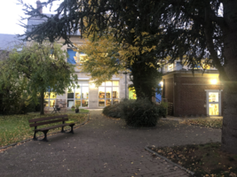 Bibliothèque de Mouy - jardin